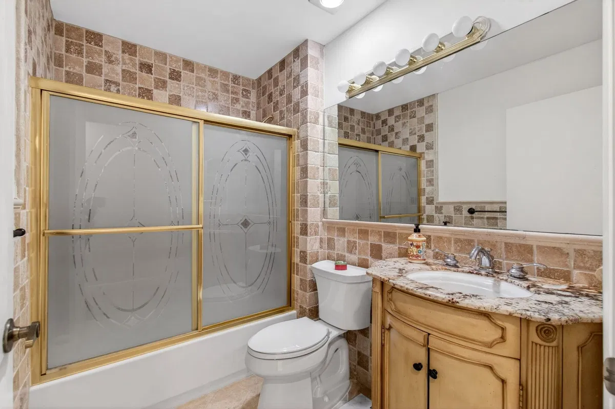Residence photo 46
