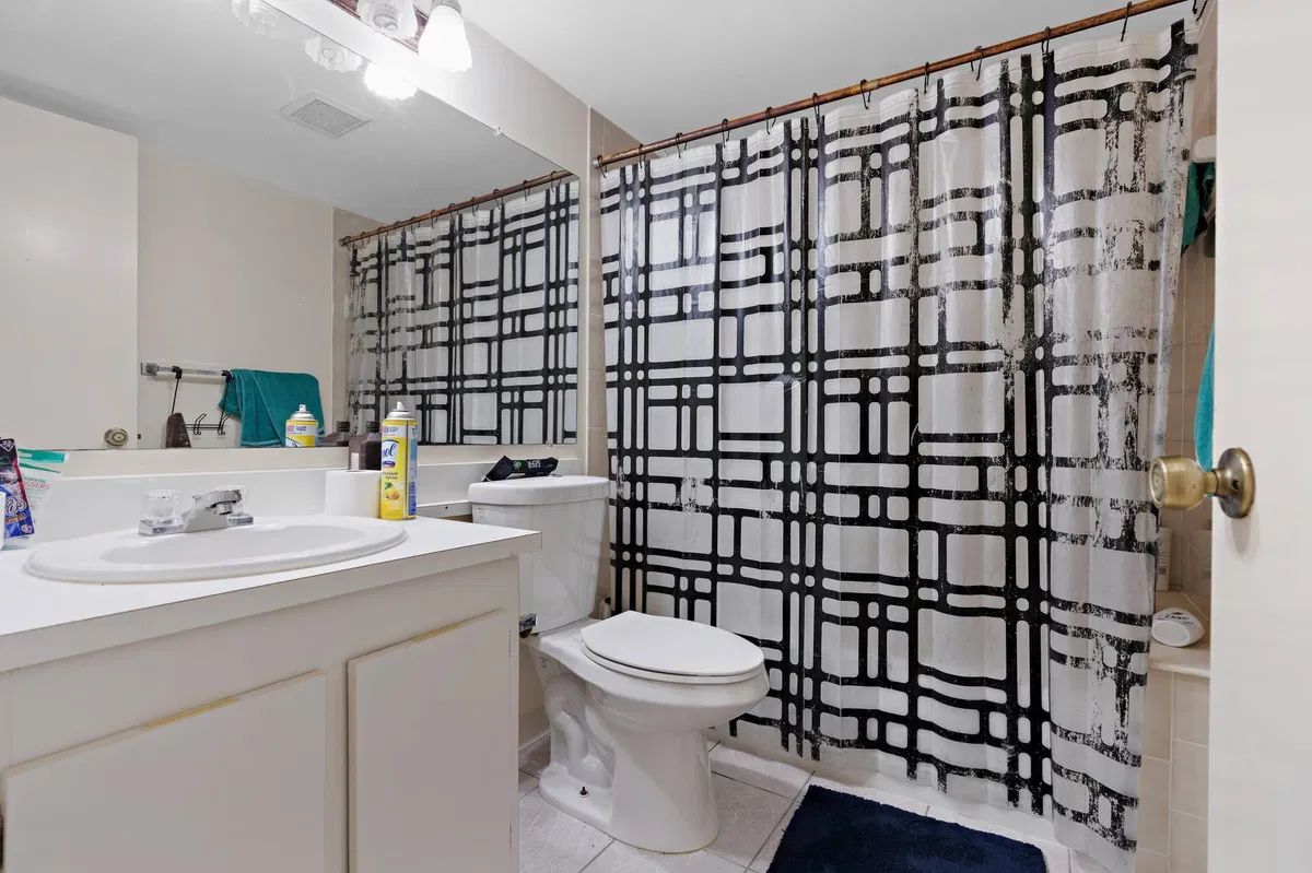 Residence photo 10