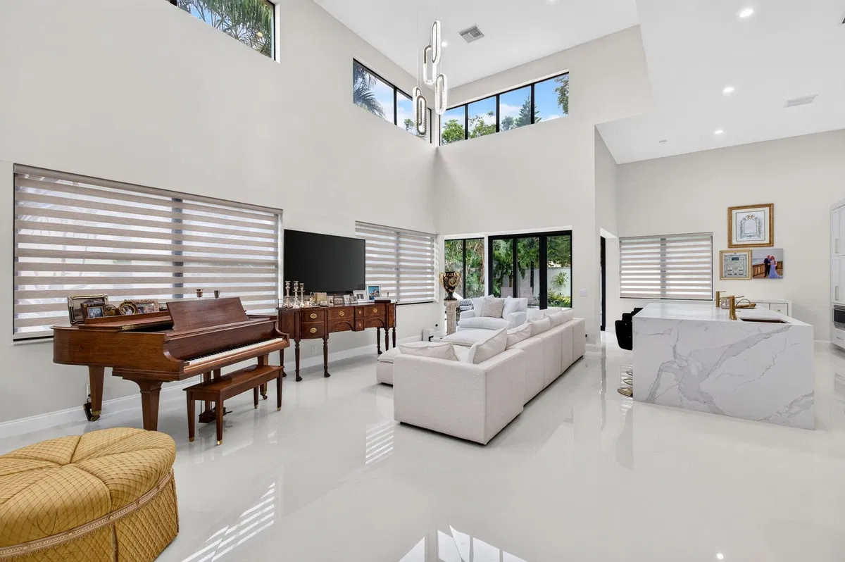 Residence photo 10