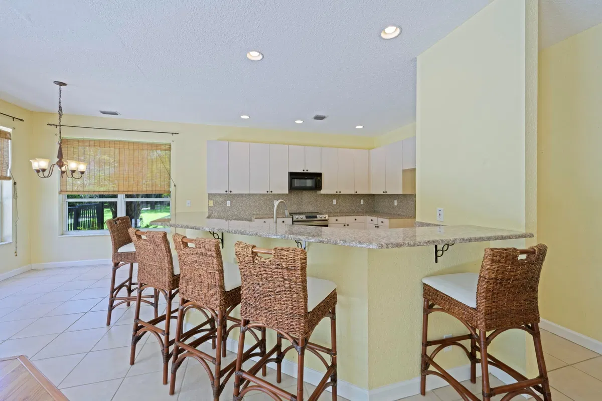 Residence photo 10
