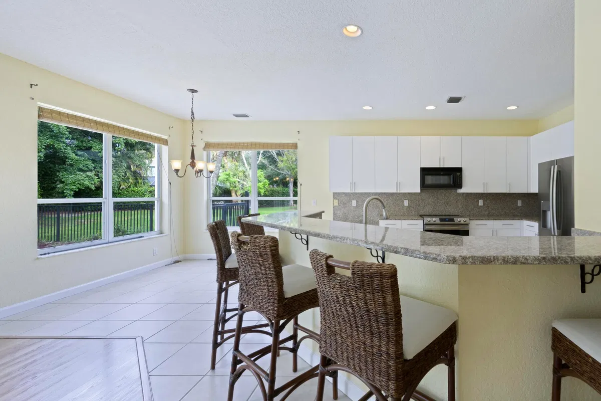 Residence photo 13