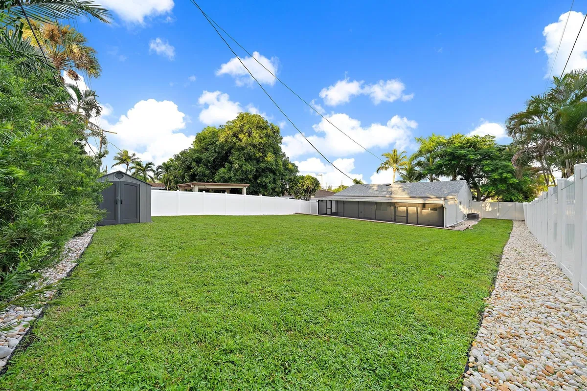 West Palm Beach Residence photo 4