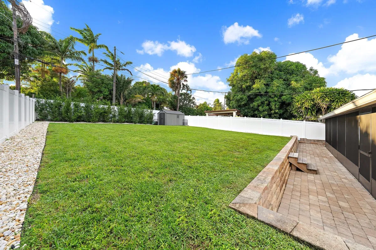 West Palm Beach Residence photo 25
