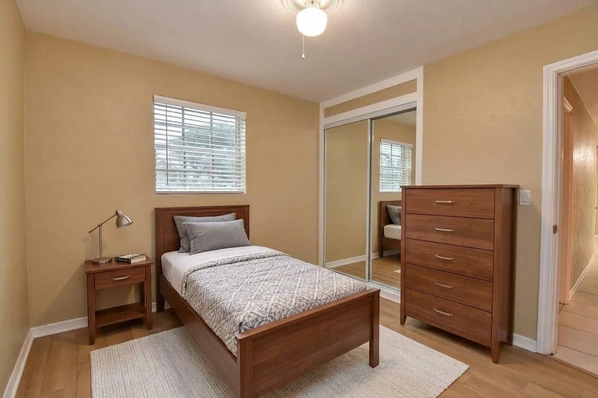 Residence photo 10