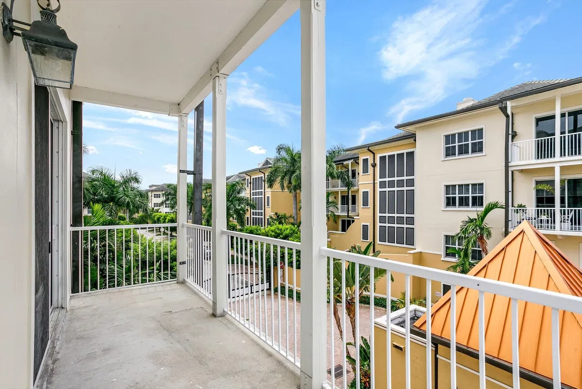 Flagler Landing Unit 306 photo 19