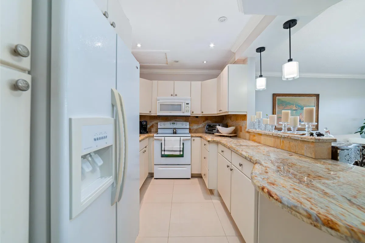  Residence photo 10
