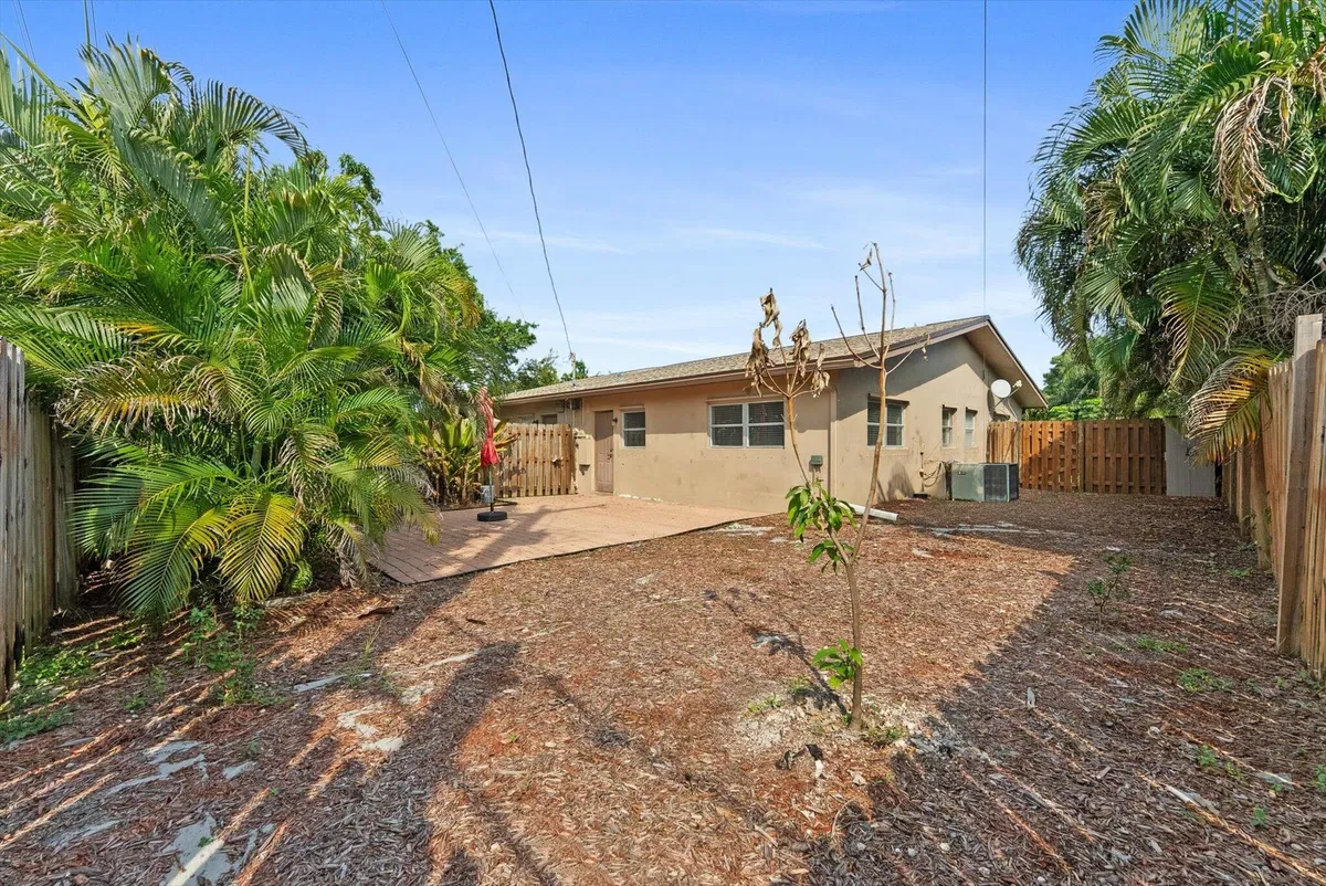  Residence photo 19