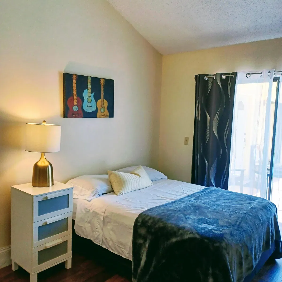 Residence photo 16