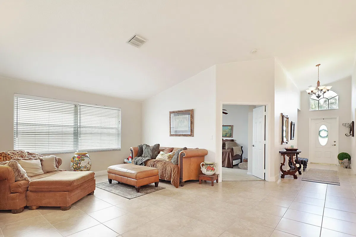  Residence photo 7