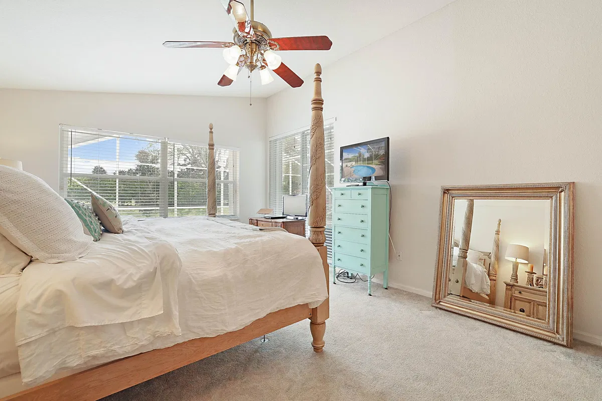  Residence photo 28