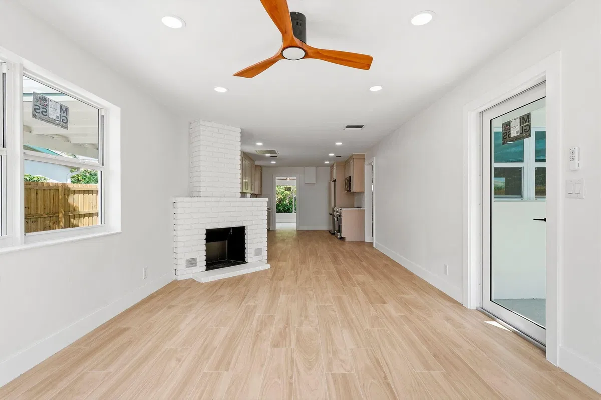 West Palm Beach Residence photo 4
