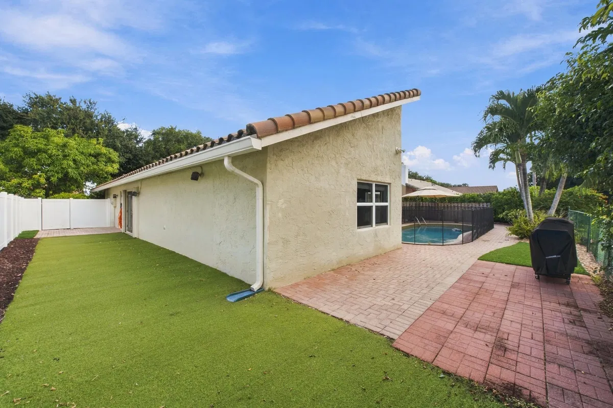 Boca Lago Country Club Homes Residence photo 40