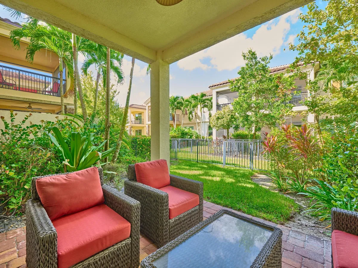 Residence photo 4