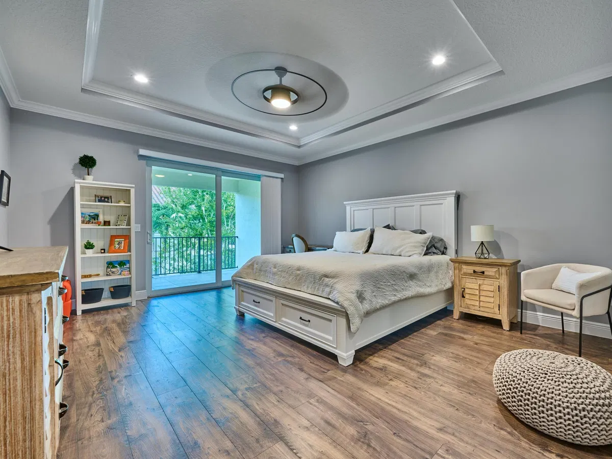 Residence photo 37