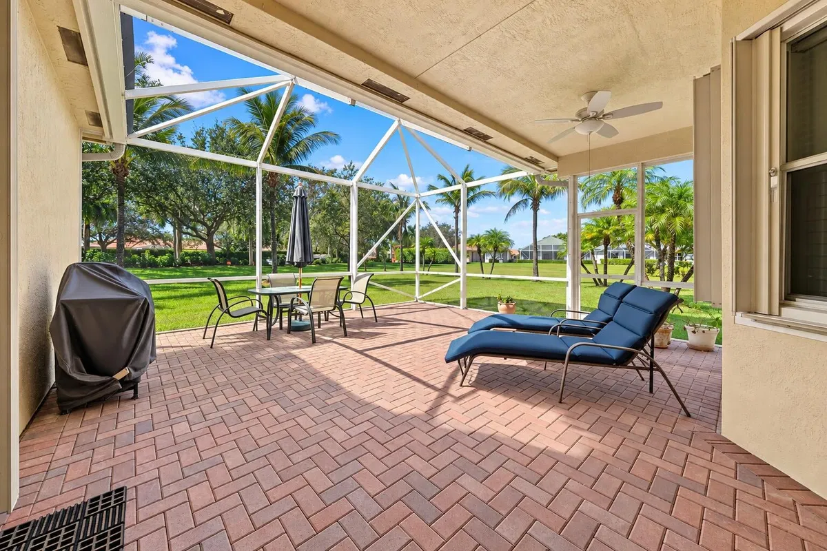 Residence photo 28