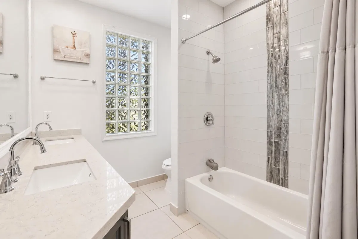 Residence photo 22