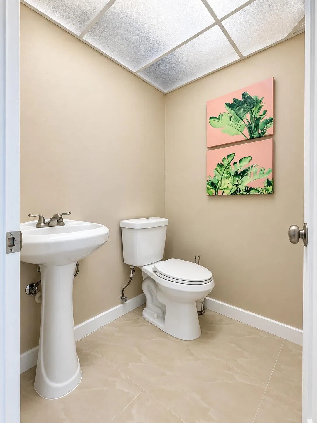Residence photo 16