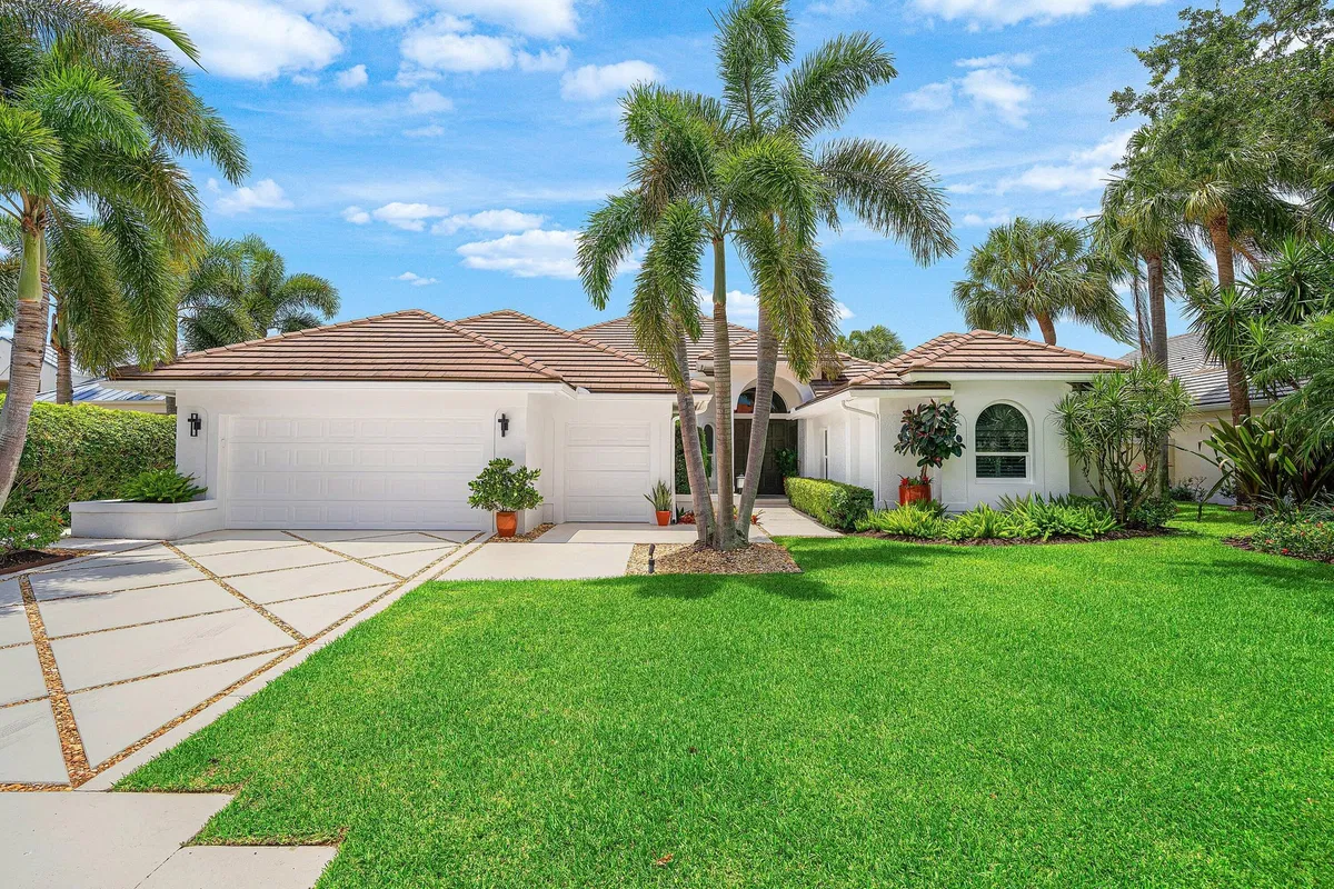 The Loxahatchee Club Residence