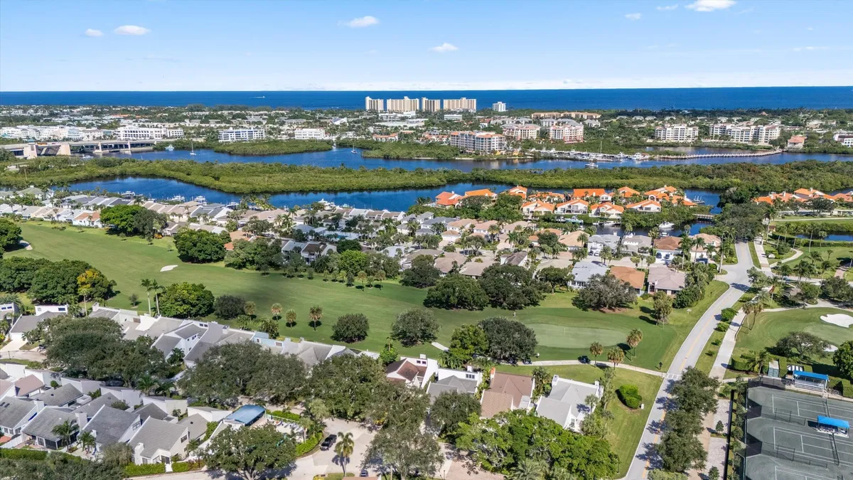 Jonathan's Landing Jupiter FL Residence photo 40