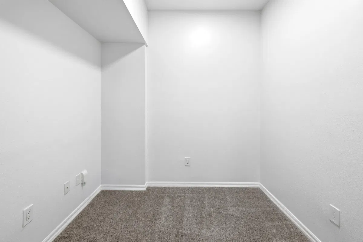 The Prado Unit 825 photo 7