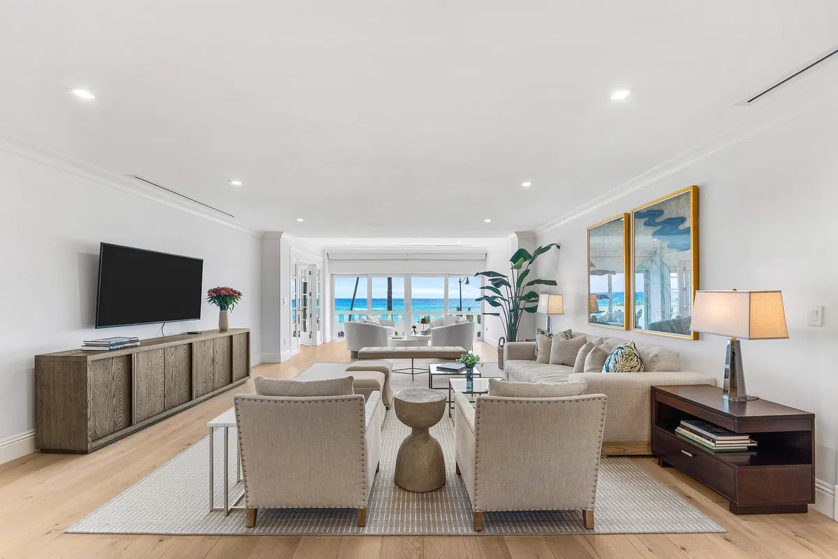 300 Ocean Boulevard Unit 2D photo 7