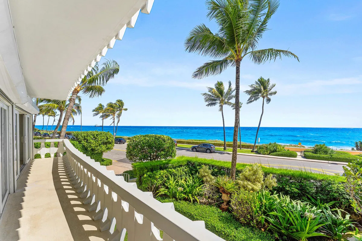 300 Ocean Boulevard Unit 2D photo 28