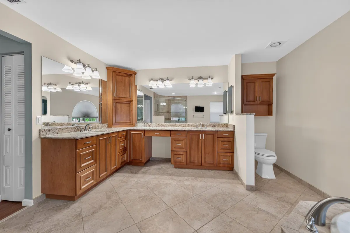 Residence photo 19