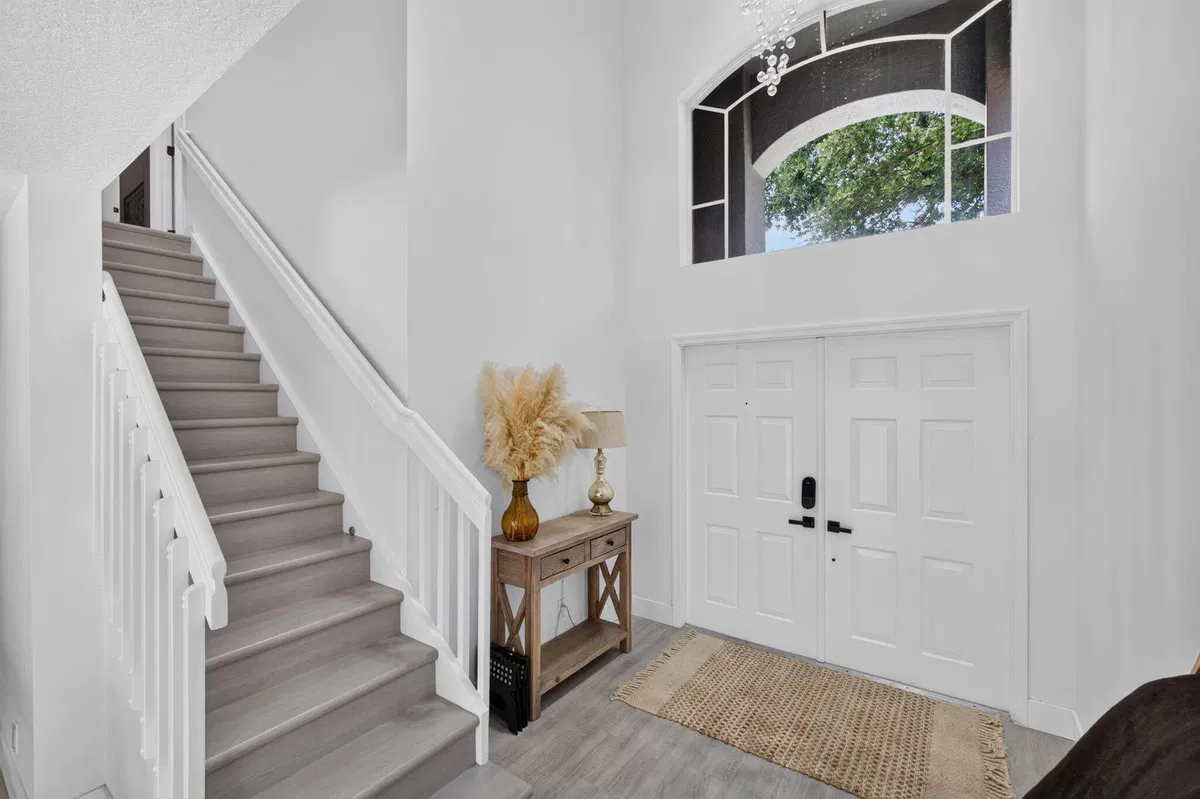 Residence photo 19