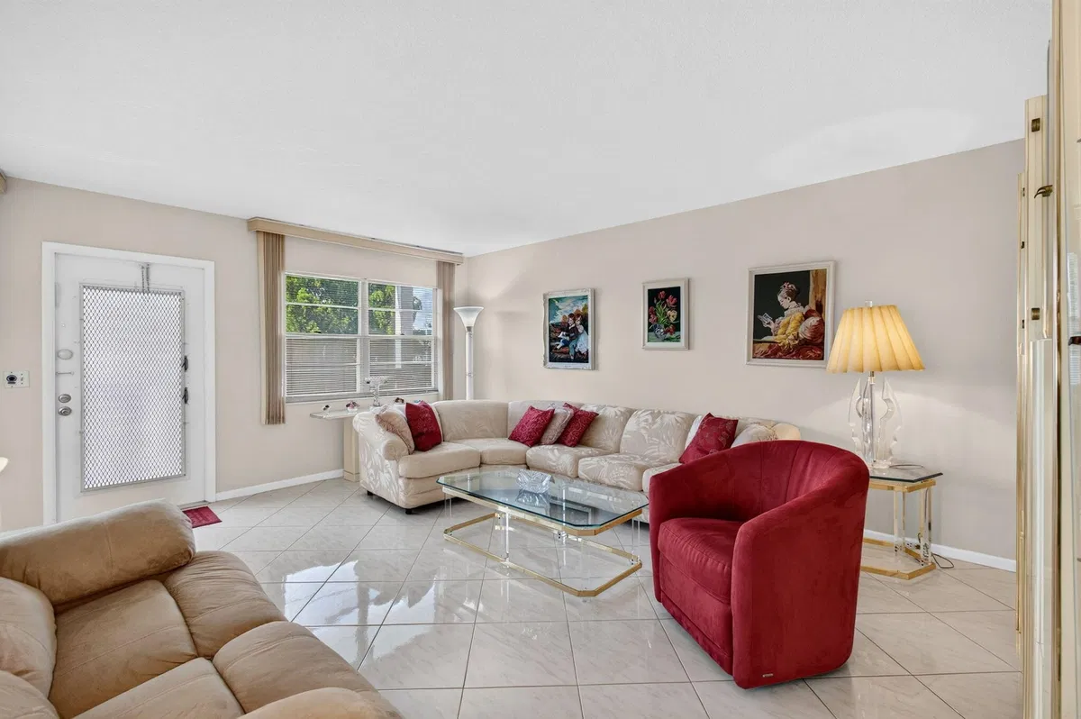 Residence photo 7