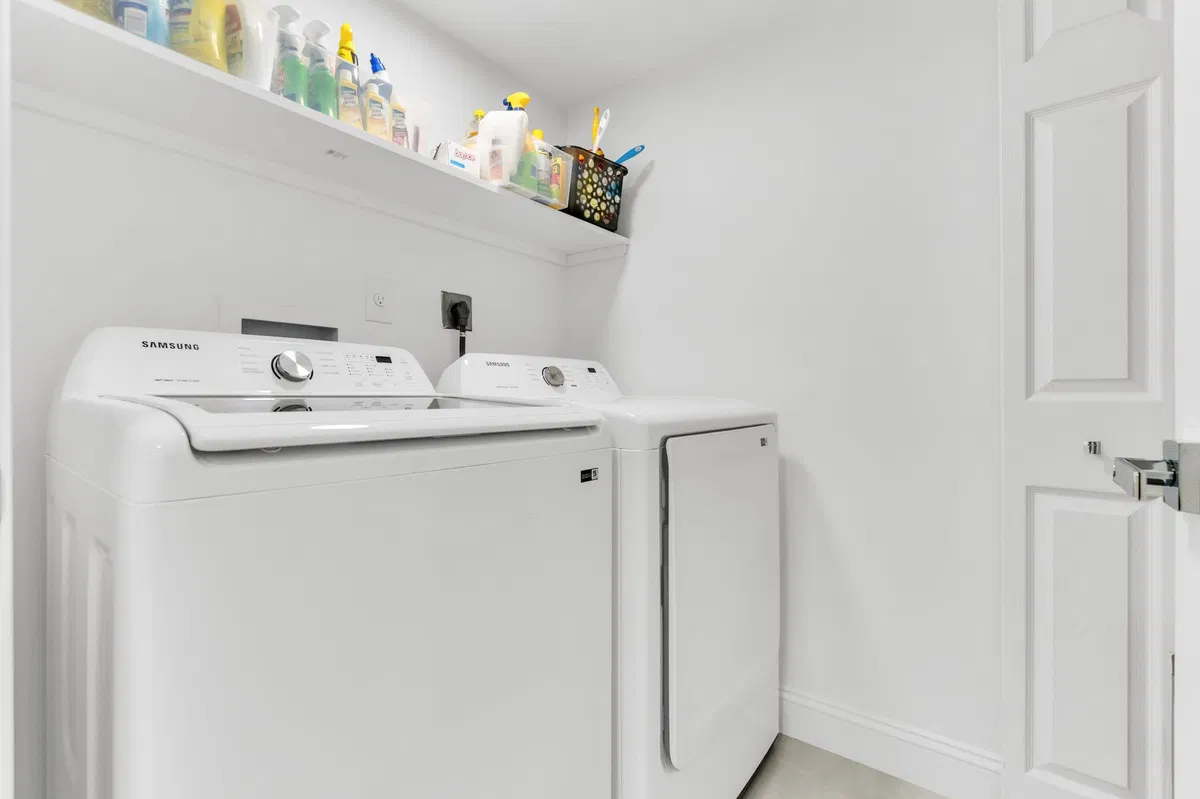 Unit 208 photo 34