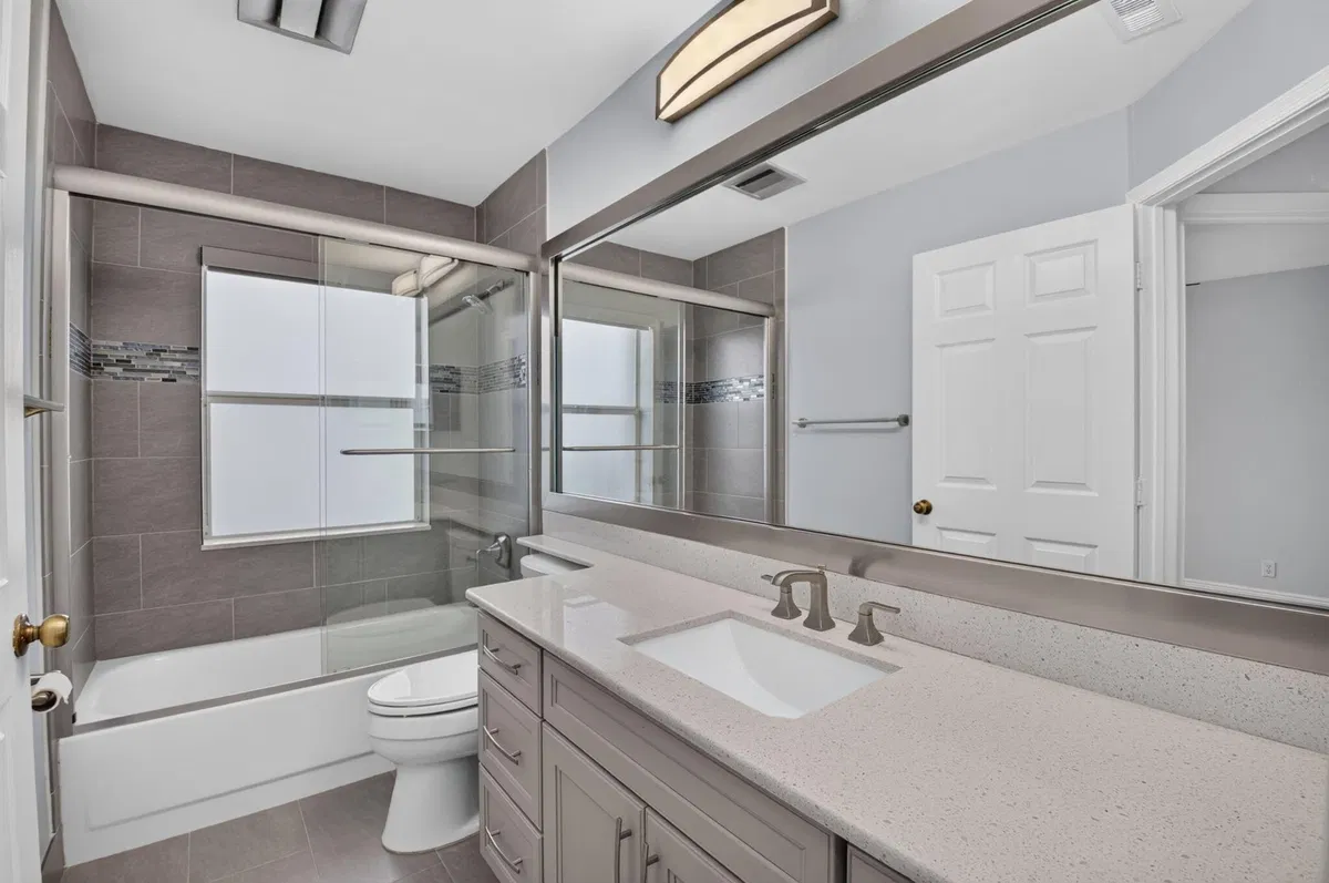 Residence photo 13