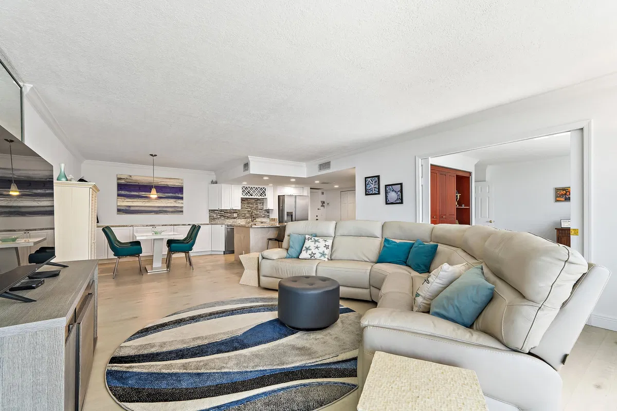 Singer Island Unit PH205 photo 22