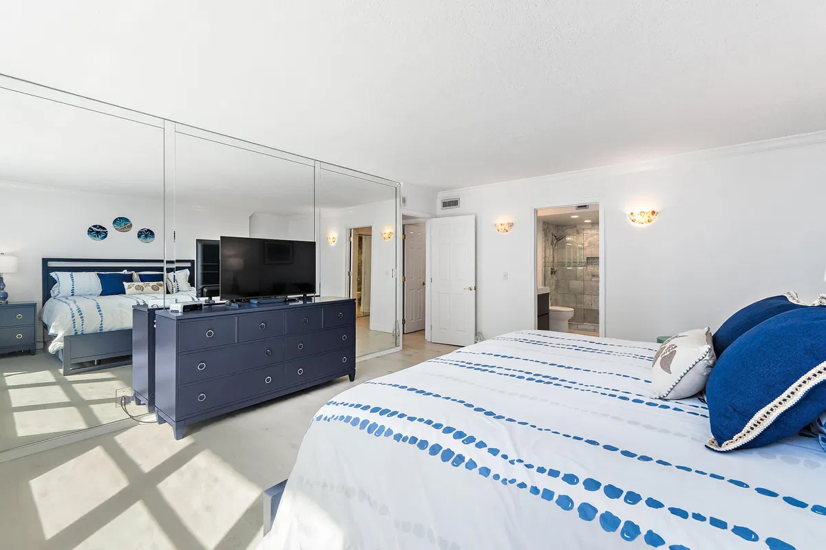 Singer Island Unit PH205 photo 34