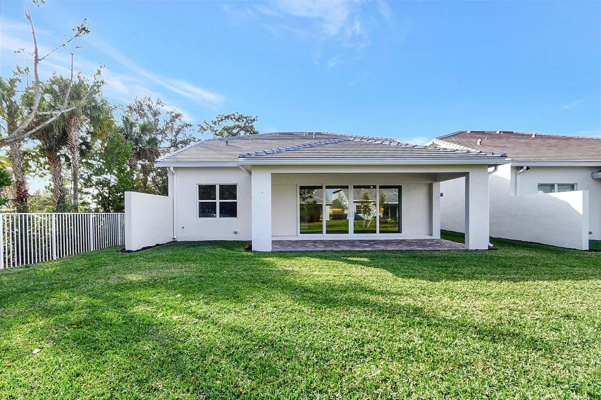 Residence photo 40
