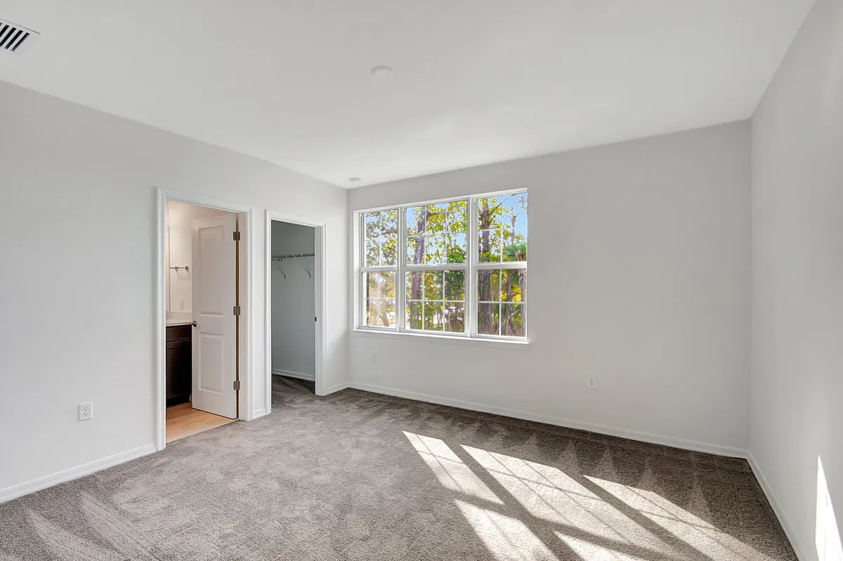 Residence photo 67