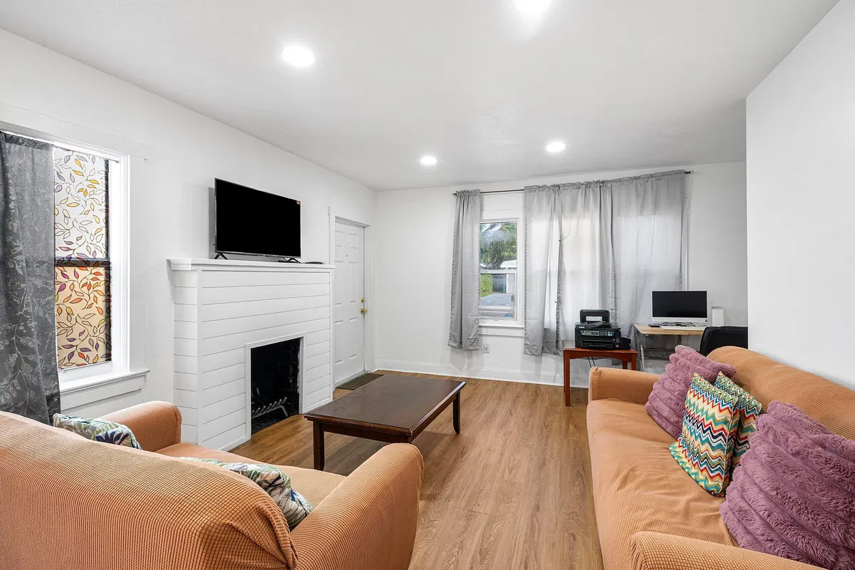  Residence photo 7