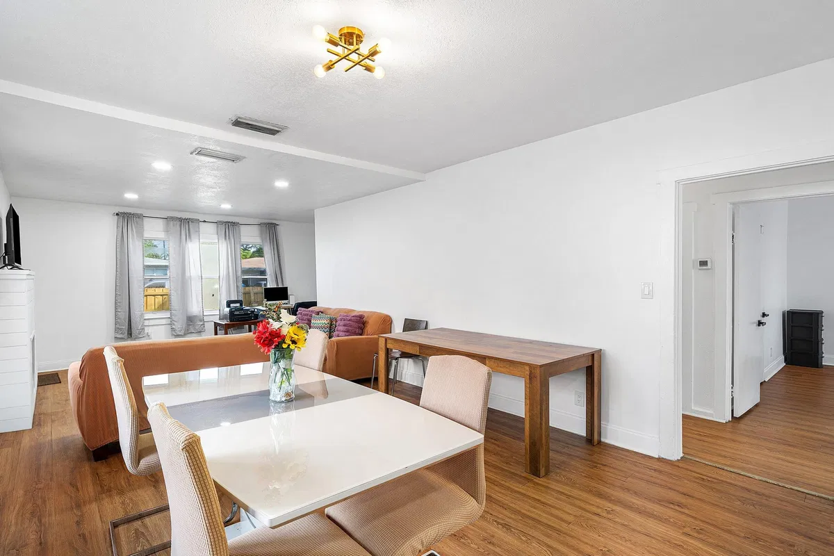  Residence photo 13