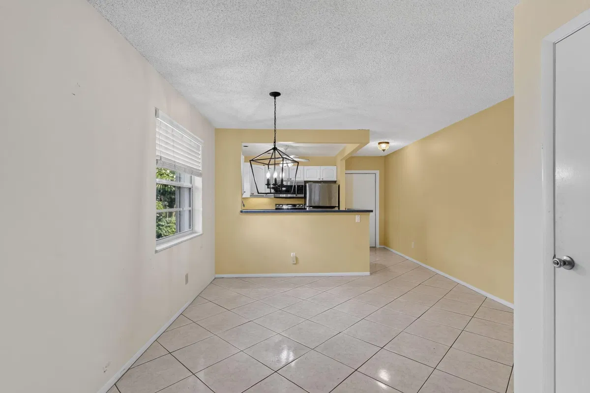 Unit 32-3208 photo 13
