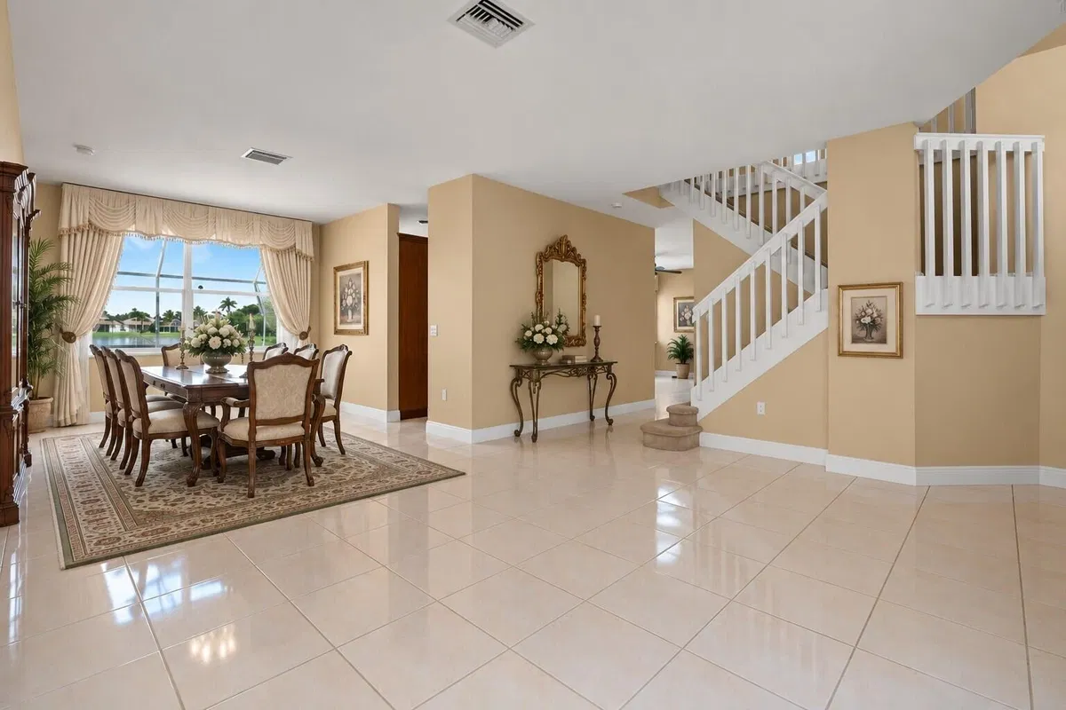 Residence photo 13