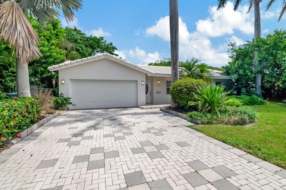 Residence photo 4