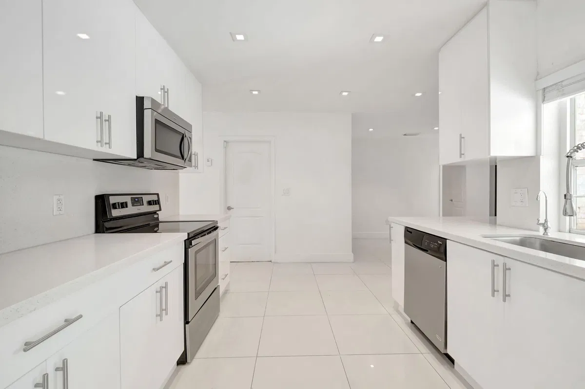 Residence photo 13