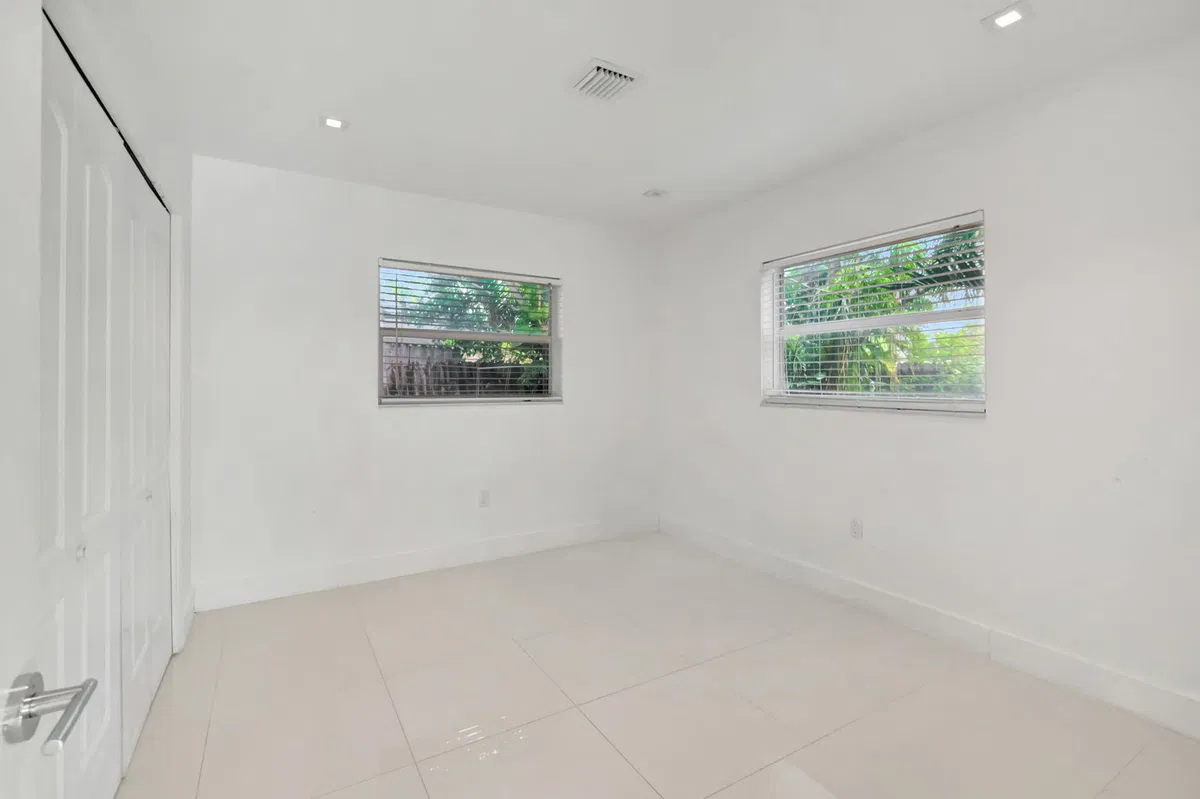 Residence photo 34