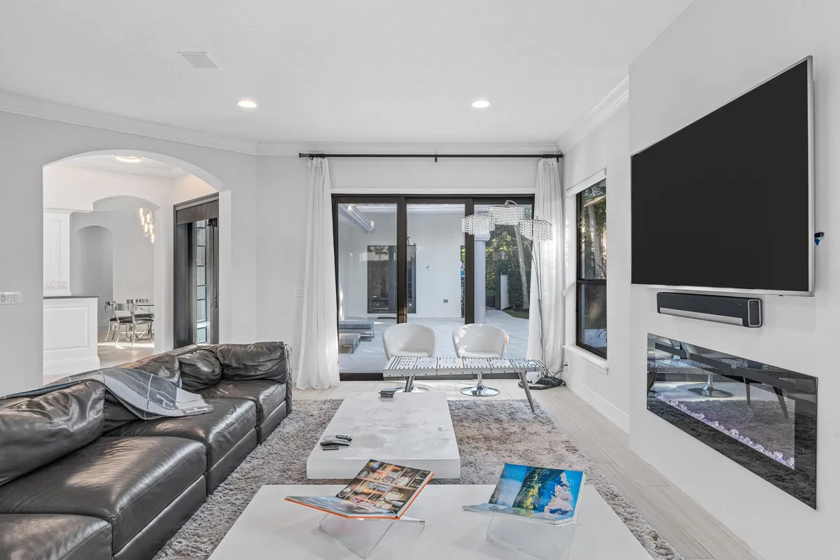 Residence photo 28