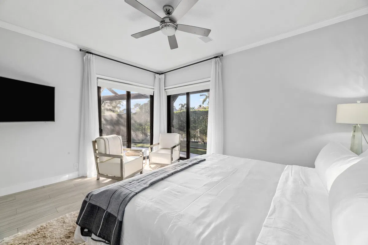 Residence photo 34
