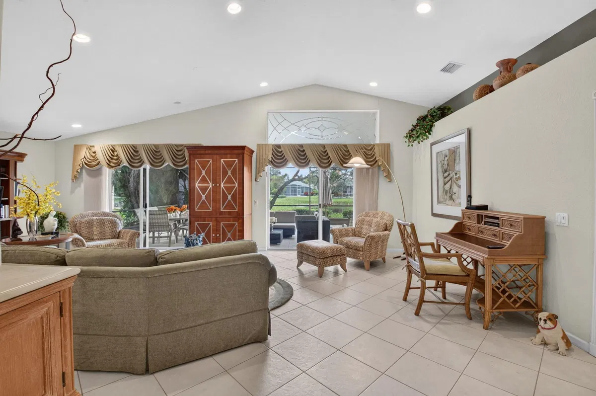 Residence photo 7