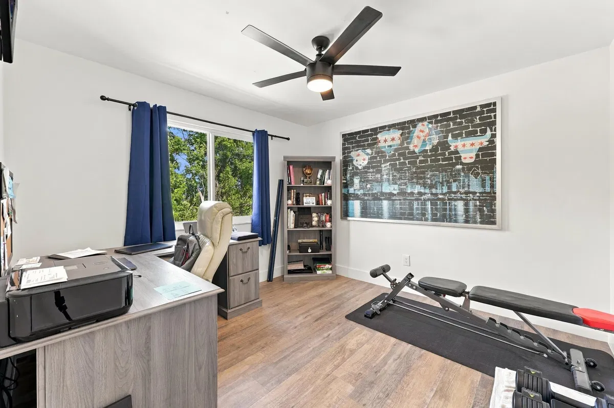 Residence photo 37