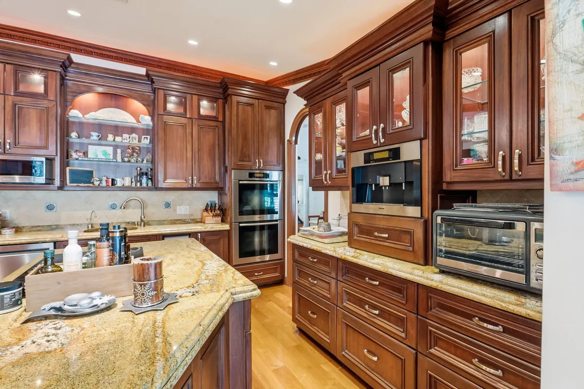 Boca Bath & Tennis Residence photo 16