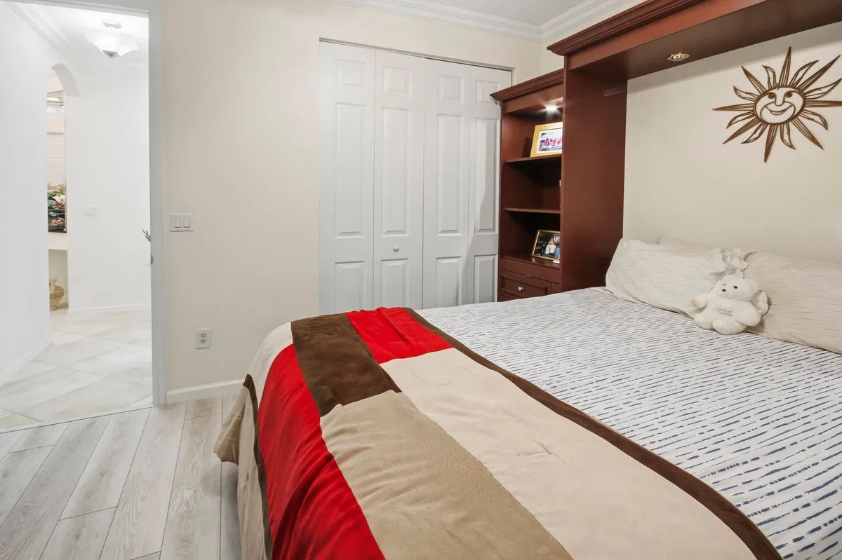  Residence photo 25