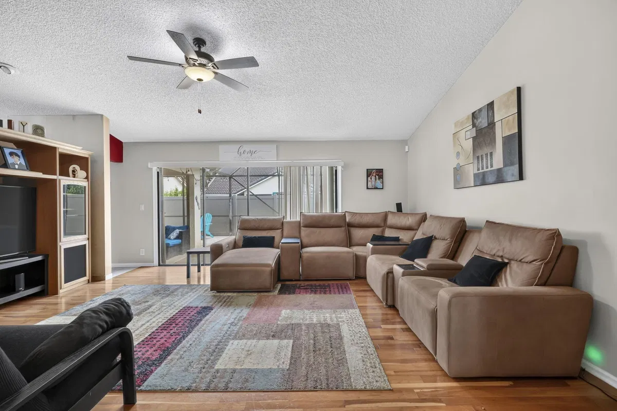 Residence photo 10
