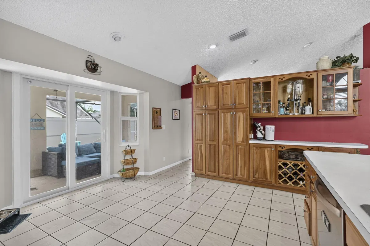 Residence photo 22